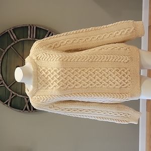 Blarney woolen mills pure new wool sweater